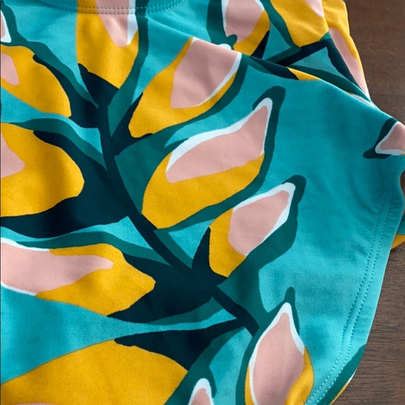 Women's Criss Cross Back 1pc Swimsuit Tropical - Picture 11 of 11